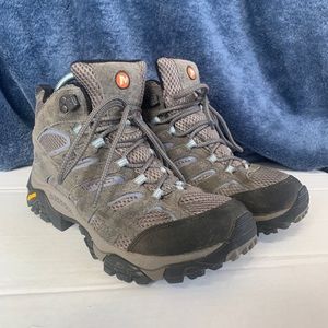 Merrell Moab Mid Ventilator - Women’s Hiking Boots - Size 9.5